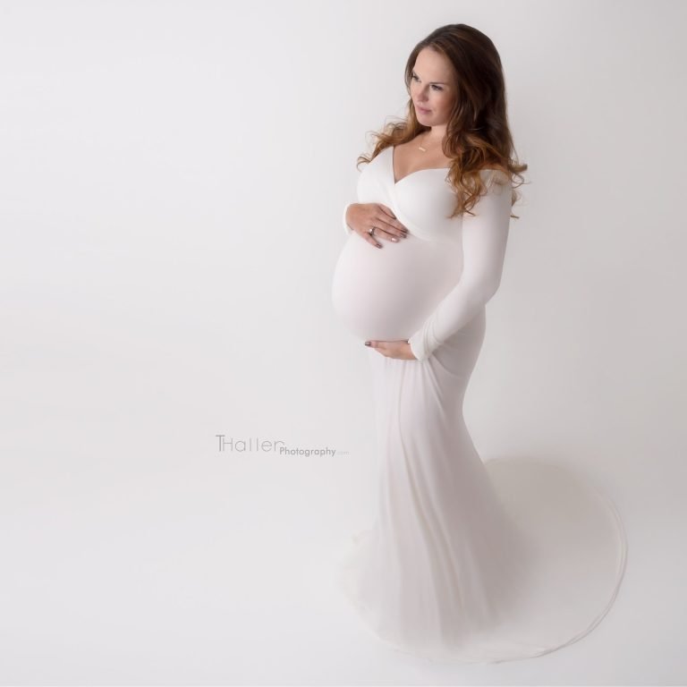 North Vancouver | Maternity Photographer | Maternity & Family Photography Make Up Tips
