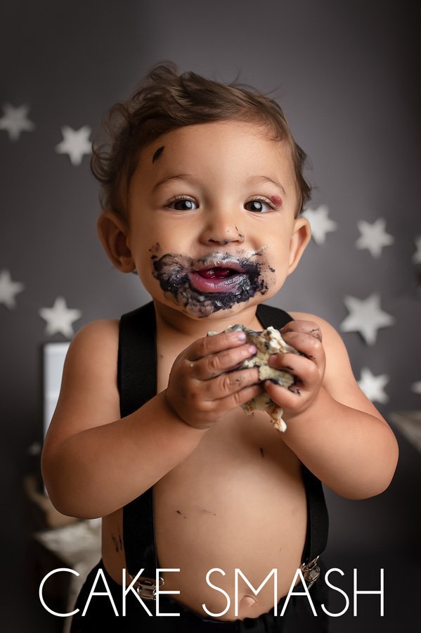 Vancouver Baby Photographer - cake smash