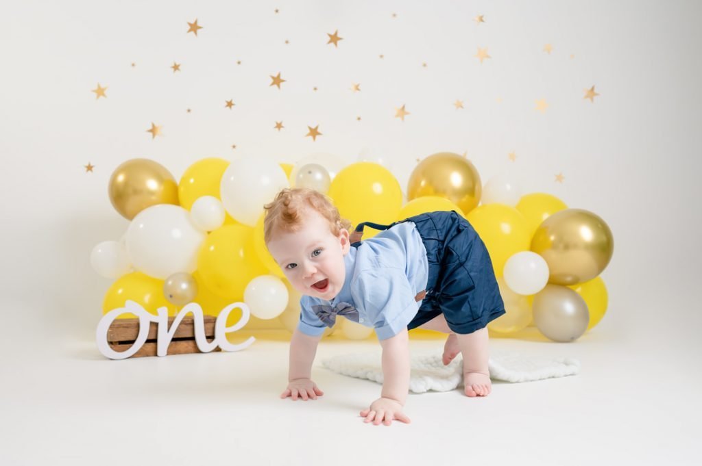 Baby Photographer Vancouver - Cake Smash with yellow balloons