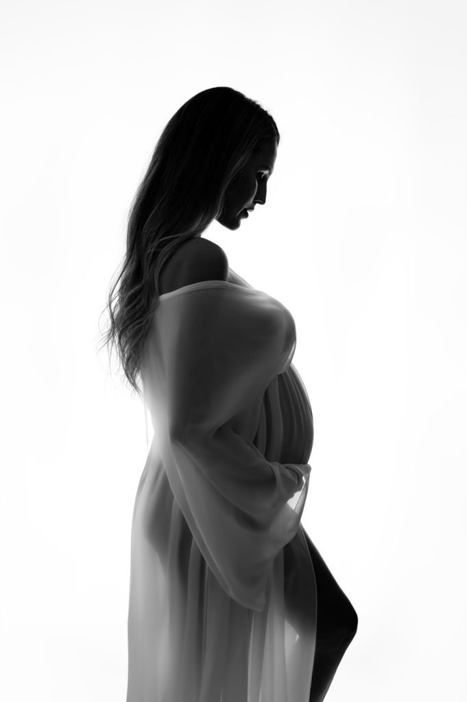 For First-Time Moms Over 40: Why Your Pregnancy Deserves to Be Celebrated 1 Burnaby North Vancouver Maternity Photographer