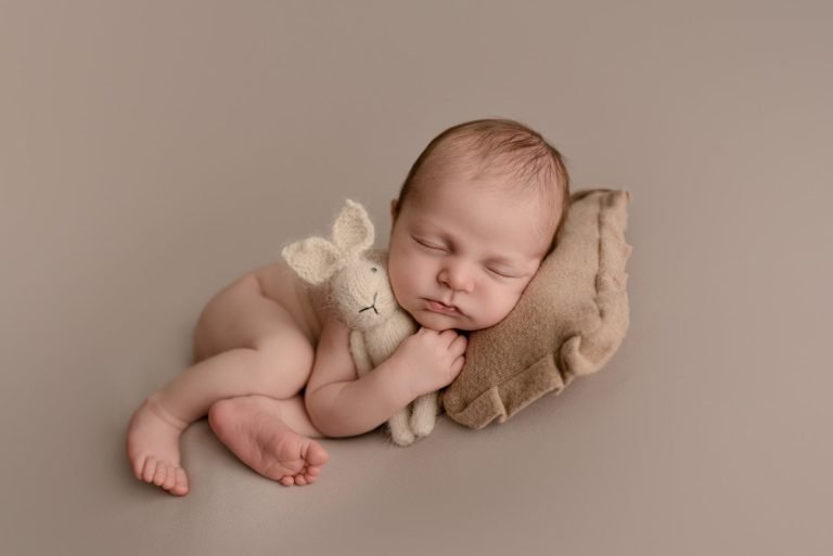 Vancouver Newborn Photographer – Life with a newborn
